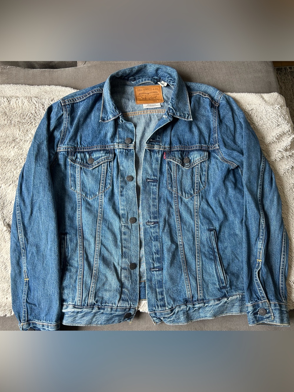 Levi's Premium Denim Trucker Jacket with Big E & Leather back patch